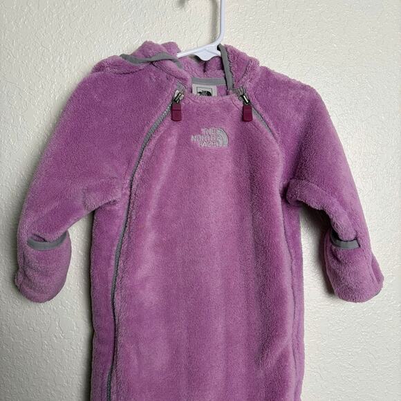 The North Face Full Body Buttery Fleece Bunting Suit Baby Size  6-12 Months - Picture 3 of 9